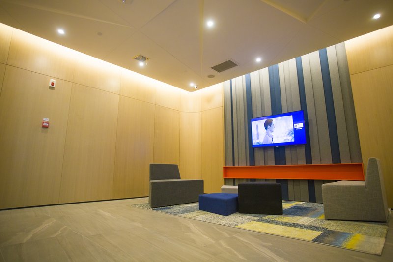 holiday inn express sanya bay by ihg