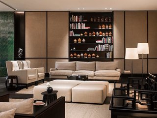 The Middle House,No. 366 Shi Men Yi Road,5 star