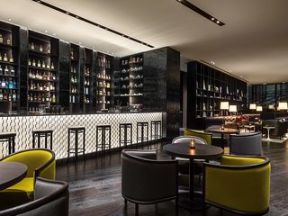 The Middle House,No. 366 Shi Men Yi Road,5 star