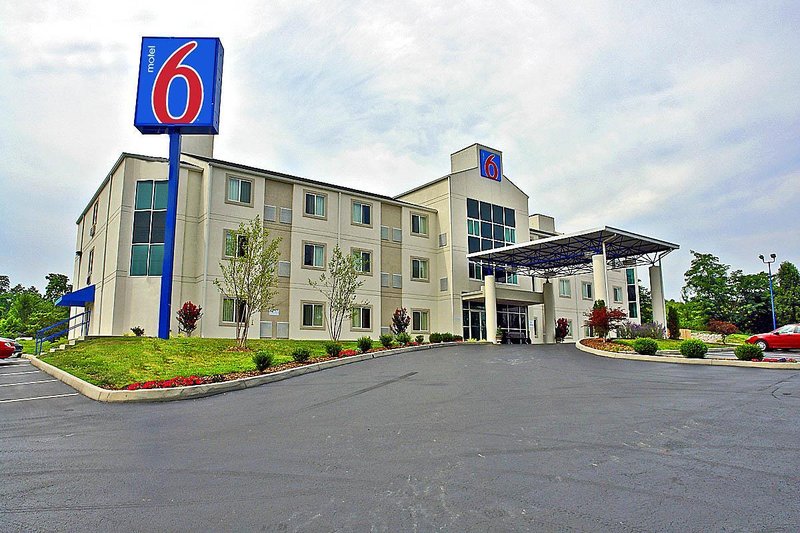 motel 6 bristol va