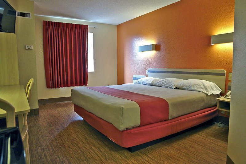 motel 6 bristol va