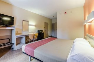 motel 6 bristol va