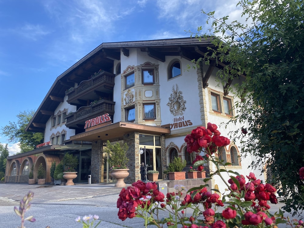 hotel tyrolis
