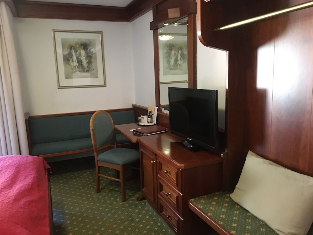 hotel tyrolis