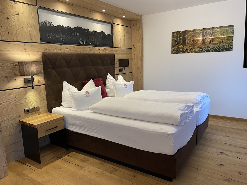 hotel tyrolis
