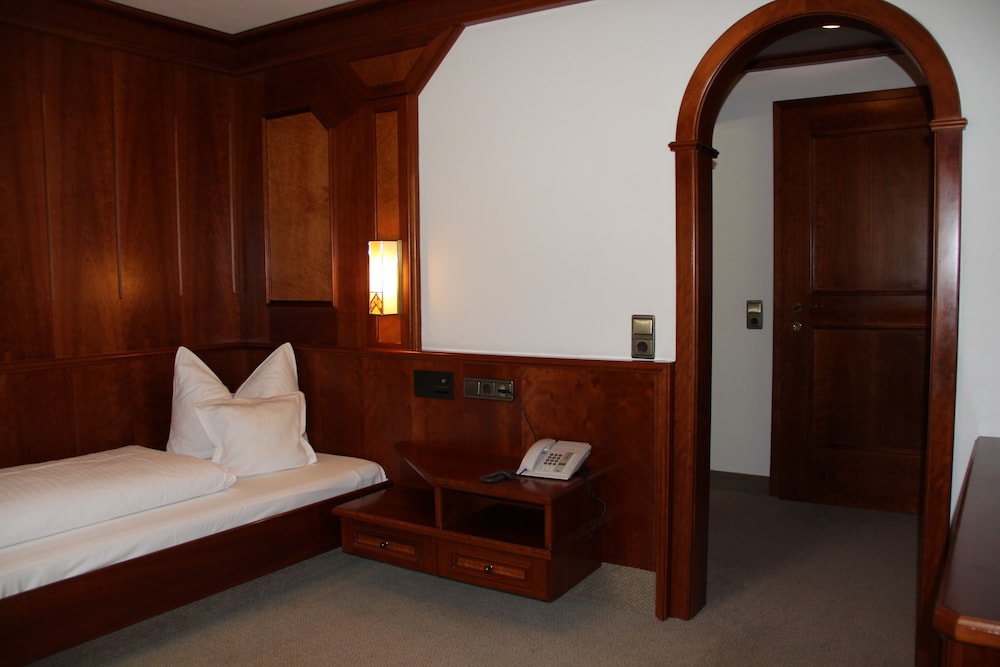 hotel tyrolis
