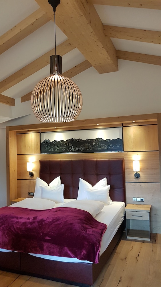 hotel tyrolis