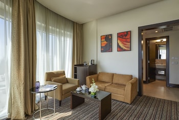 safir hotel doha