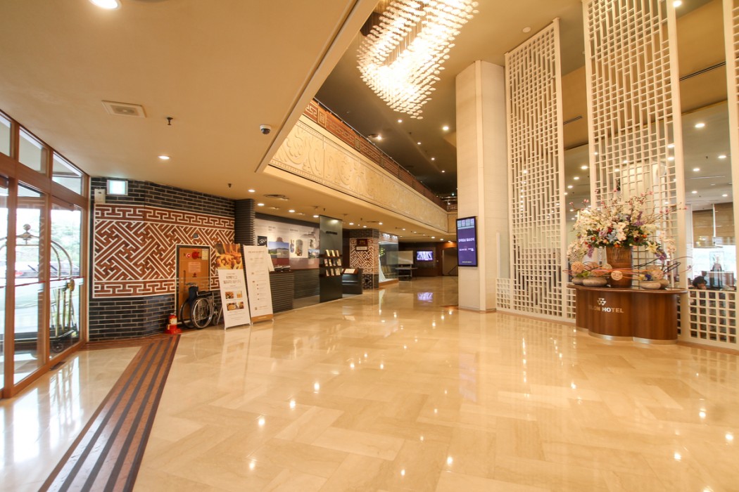kolon hotel