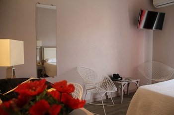 hotel maquis et mer
