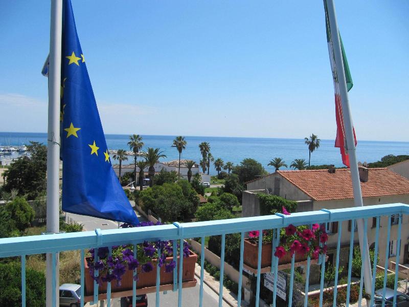 Hotel Maquis Et Mer,Corsica>>Corse-Du-Sud,3 star