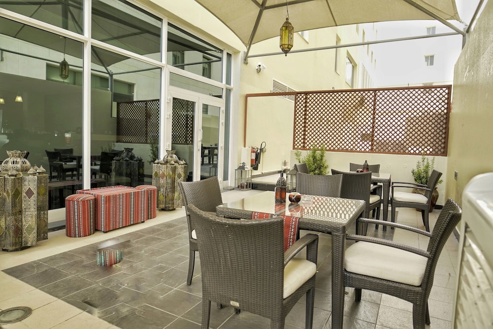 ibis muscat