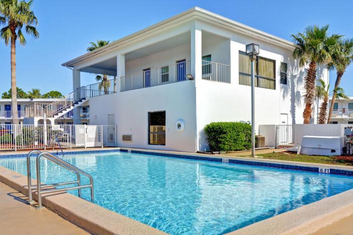 motel 6 destin fl