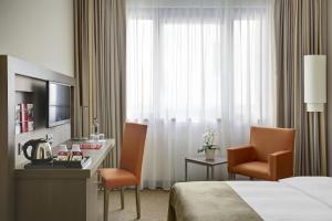 Intercityhotel Berlin Hauptbahnhof,Eichwalde>>Berlin,4 star