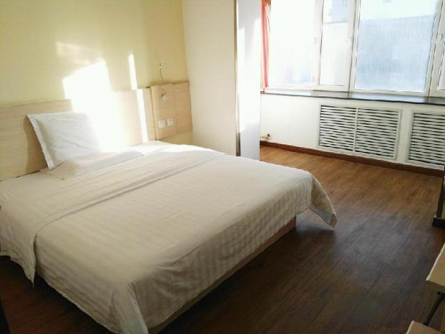 7 days premium changchun renmin northeast normal university pingquan road