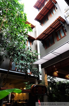 saravoan royal palace