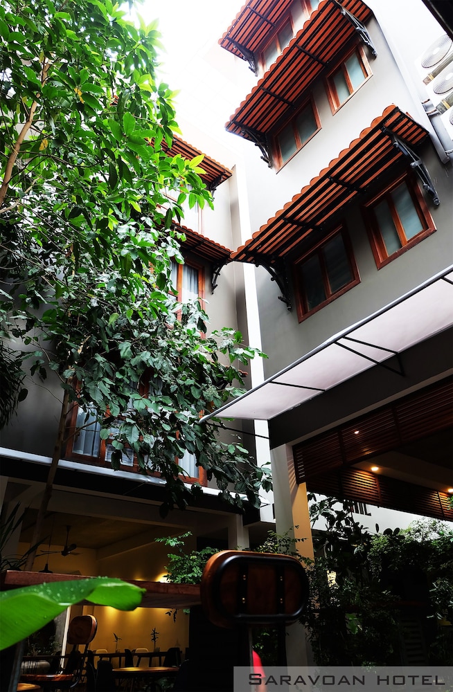 saravoan royal palace