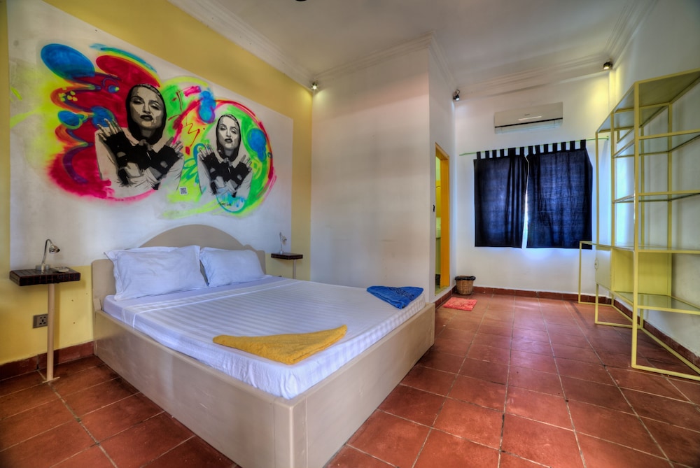 funky flashpacker hostel adults only