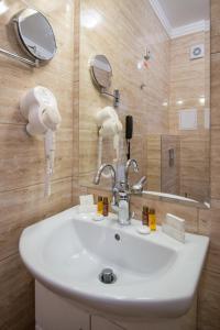 rome palace deluxe
