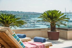 blu bay hotel sozopol