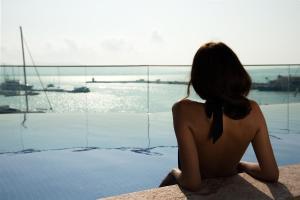 blu bay hotel sozopol