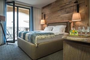 blu bay hotel sozopol