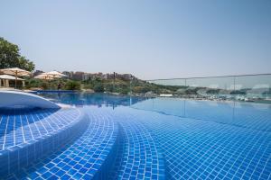 blu bay hotel sozopol