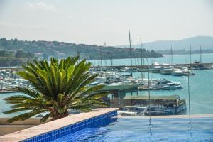 blu bay hotel sozopol