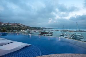 blu bay hotel sozopol