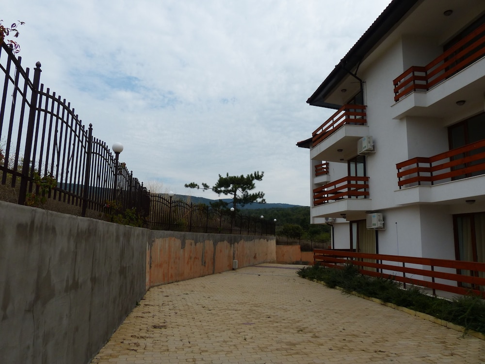 festa gardenia hills