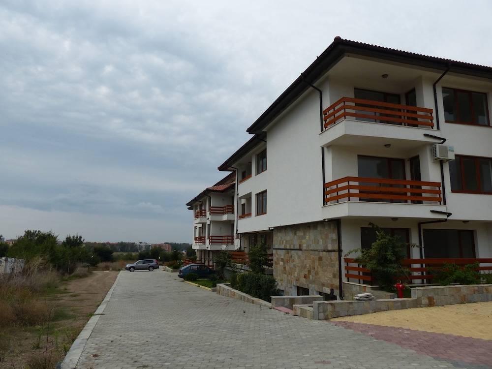 festa gardenia hills