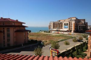 menada paradise dreams apartments