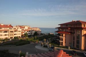 menada paradise dreams apartments