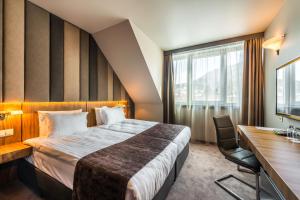 All Seasons Residence Hotel,Vitosha>>Sofia,5 star