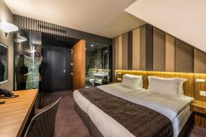 All Seasons Residence Hotel,Vitosha>>Sofia,5 star