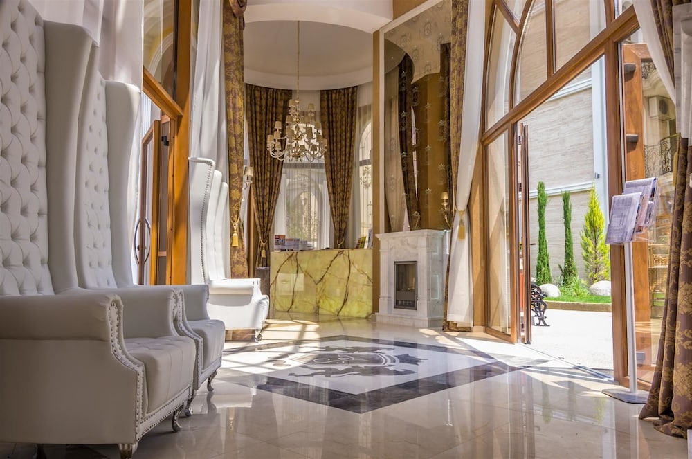 harmony suites monte carlo