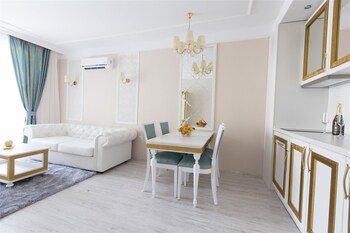 harmony suites monte carlo