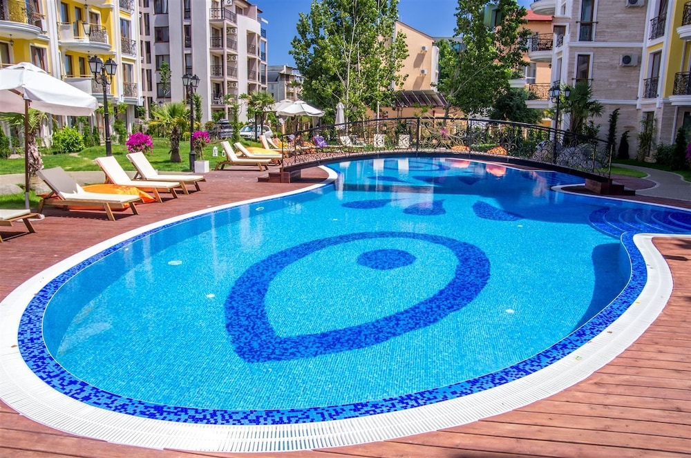 harmony suites monte carlo