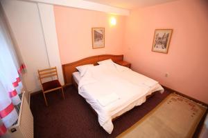 Youth Hostel Ferijalac,,1 star