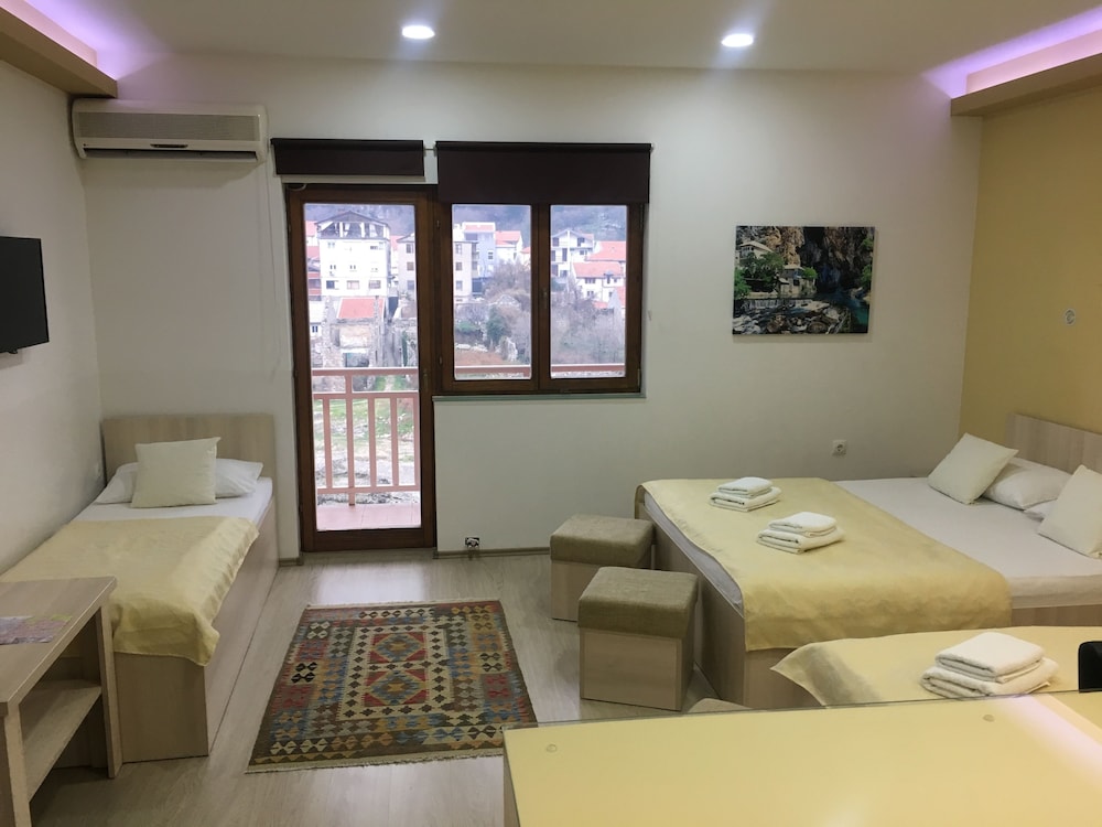 guest house city star