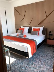 Hotel-Img