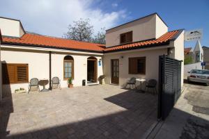 Villa Divani,Federation Of Bosnia And Herzegovina>>Mostar,4 star