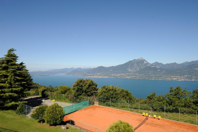 park hotel jolanda