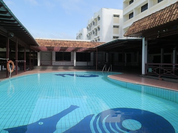 sea view resort hotel and apartments