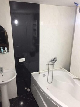 hotel white neptun