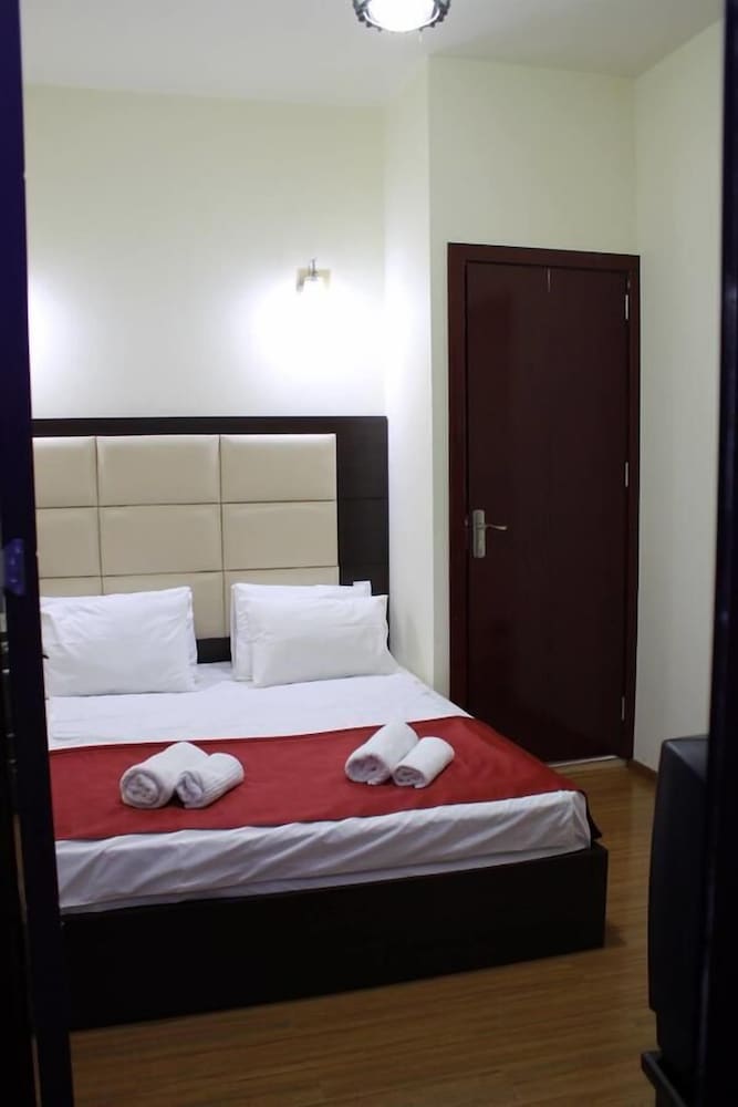 hotel white neptun