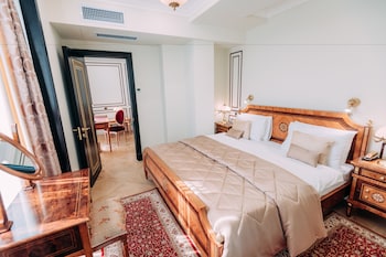 golden palace hotel yerevan