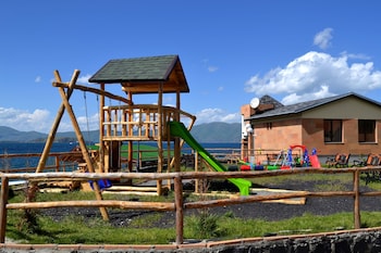 tsovasar family rest complex