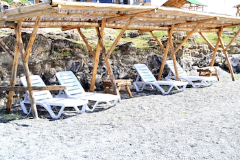 tsovasar family rest complex