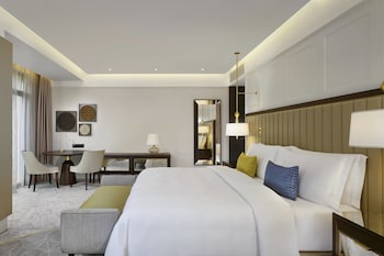 the alexander a luxury collection hotel yerevan